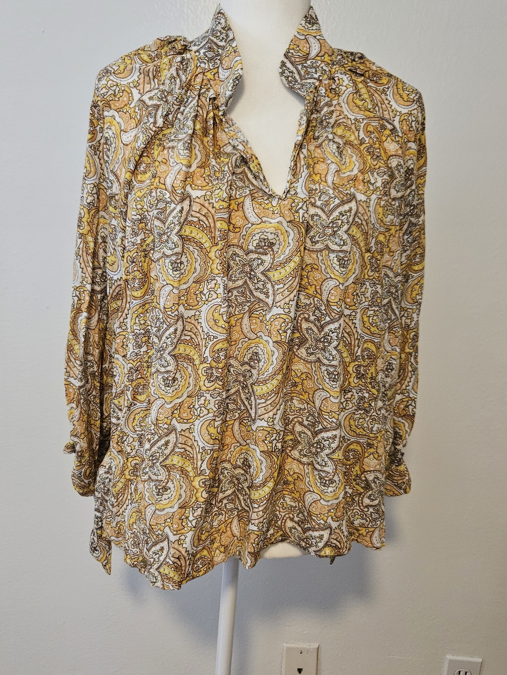 Christian Siriano Yellow Paisley Tie-Neck Blouse
